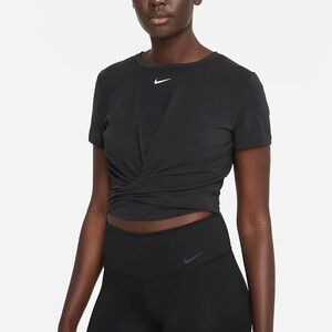Nike Dri-FIT One Luxe Women's Twist Cropped Short-Sleeve Top,new (no tag 🏷️)